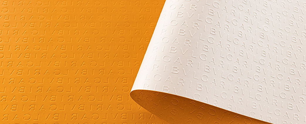 Geschenkpapier mit Blind-Prägung